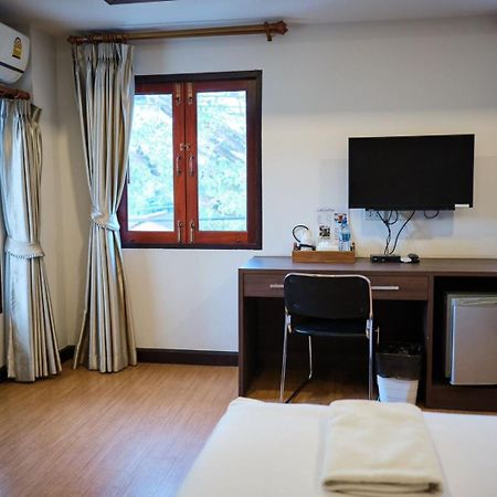 Chorlada Lanna Hotel Chiang Mai Esterno foto