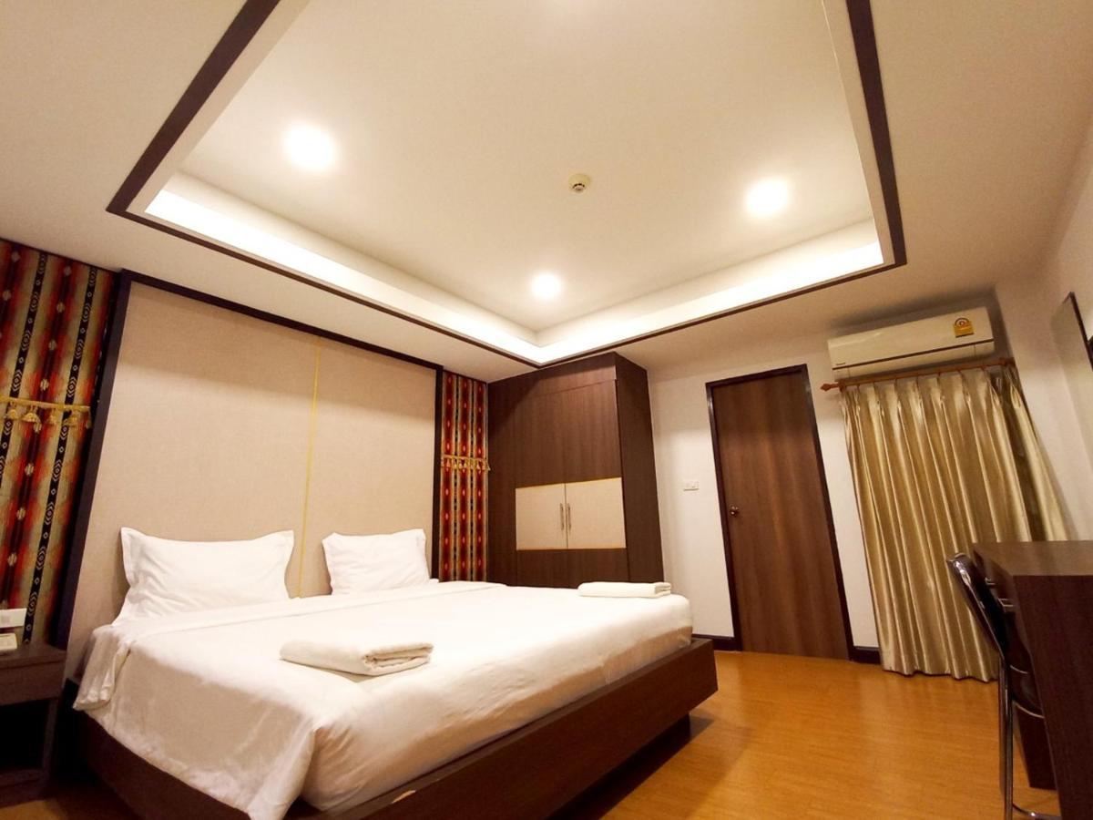 Chorlada Lanna Hotel Chiang Mai Esterno foto