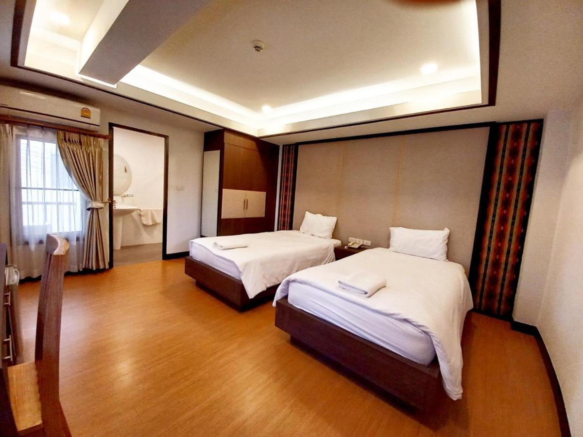 Chorlada Lanna Hotel Chiang Mai Esterno foto
