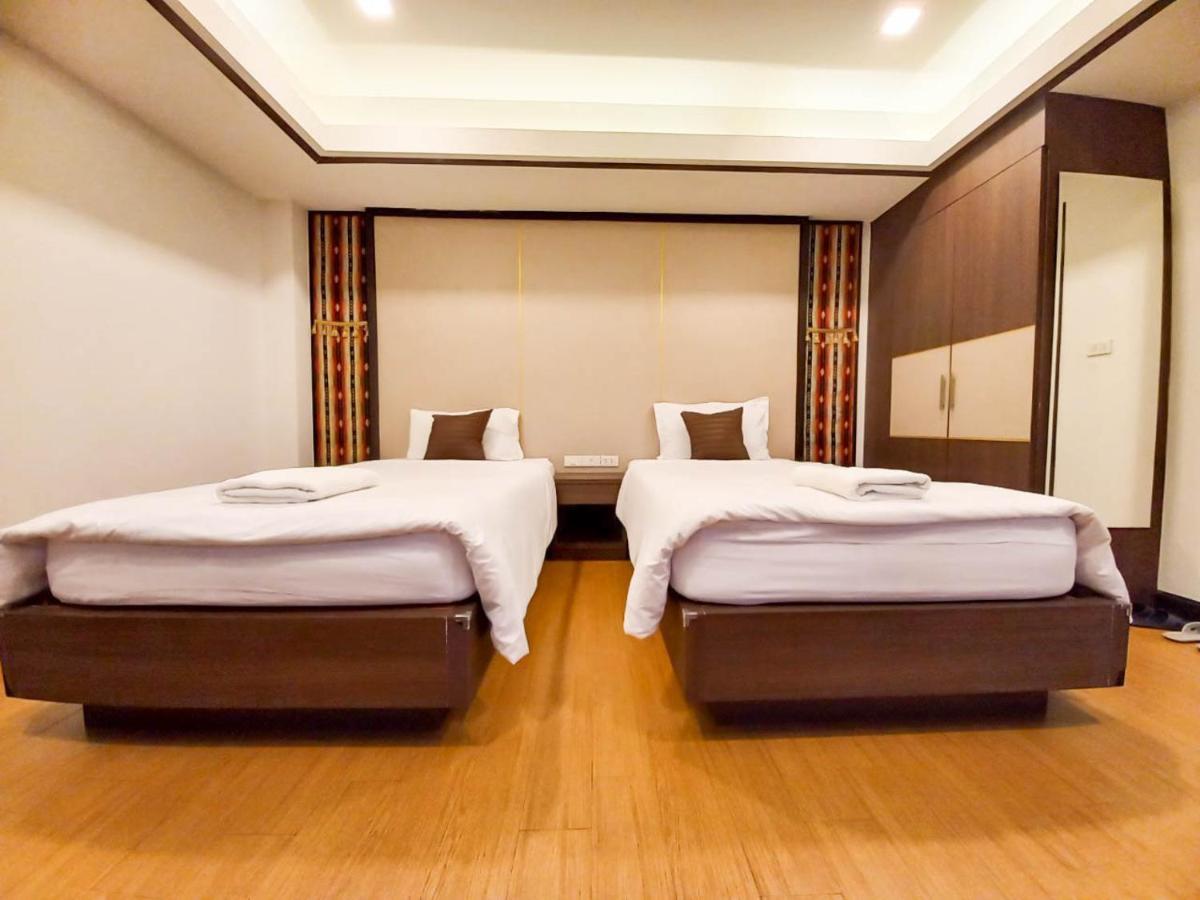 Chorlada Lanna Hotel Chiang Mai Esterno foto