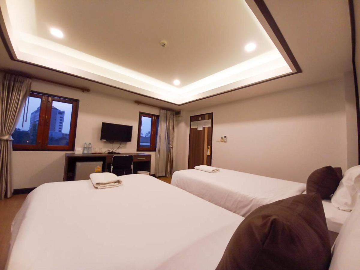 Chorlada Lanna Hotel Chiang Mai Esterno foto